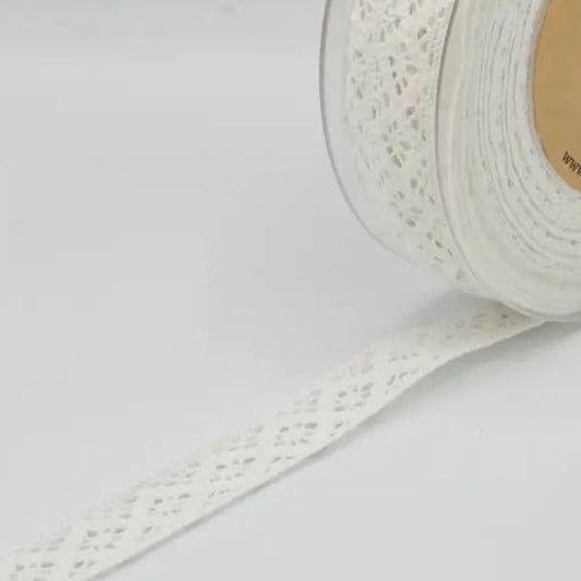 Image with 100% cotton lace 2 cm - warm white (XLA0012) – available at Šarlotes audumi