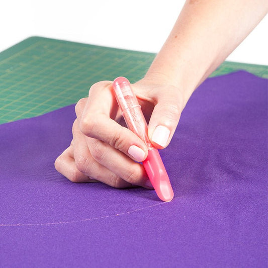 Tailor’s chalk pen with roller, red