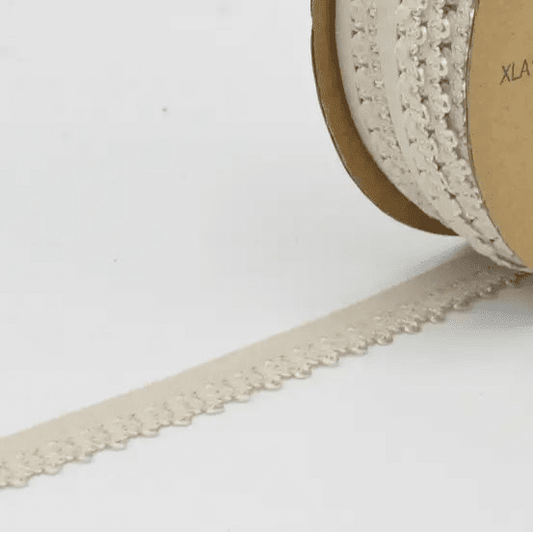 Image with elastic elastic, lace 1.3 cm - light beige – available at Charlote's Fabrics