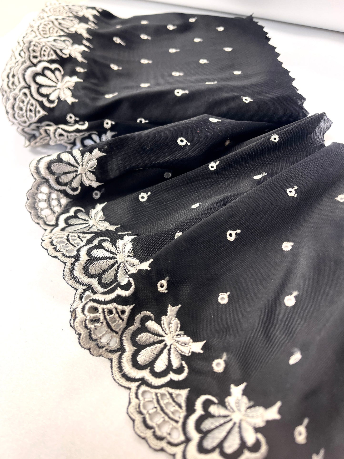 Image of embroidered lace, 15 cm - black with white flowers and dots - available at Šarlotes audumi