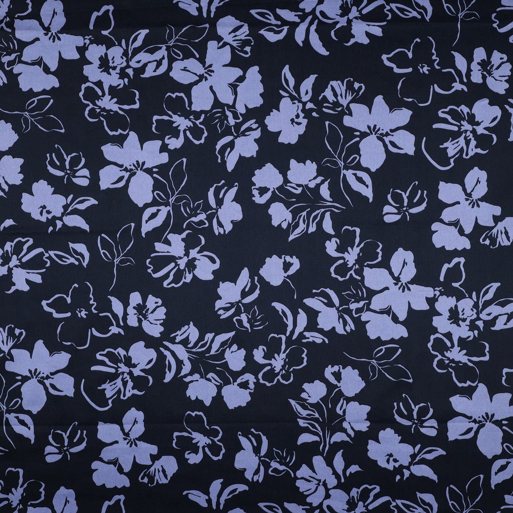 Image of cotton satin fabric with floral pattern 115 g/m² – available at Šarlotes audumi