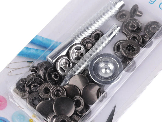 Image of metal snap fasteners Ø15 mm with hand tool|in assorted colors – available at Šarlotes audumi