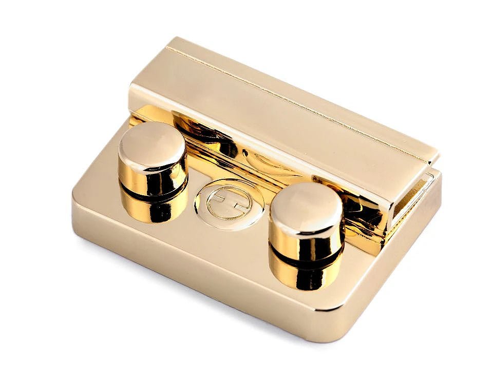 alt
Image with Finnish clasp (lock) 32x46 mm – available at Charlotte fabrics