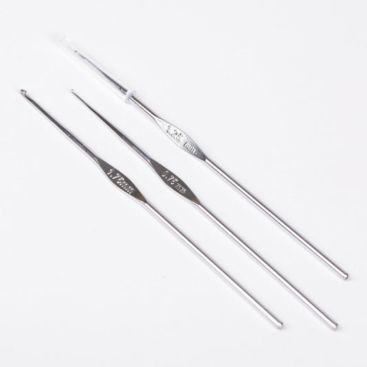 Steel crochet hook DROPS| sizes 0.75–1.75 mm