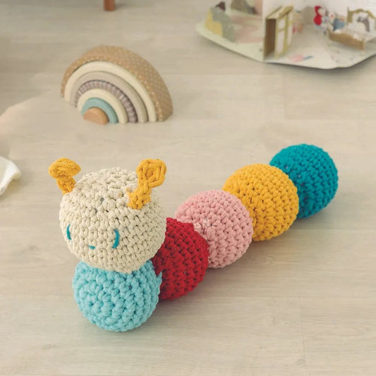 Image of the DMC Eco Vita crocheting magazine for the children's room, ENG, DE – available at Šarlotes audumi