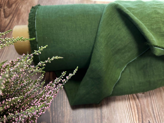 100% softened linen forest moss green 205 g/m²