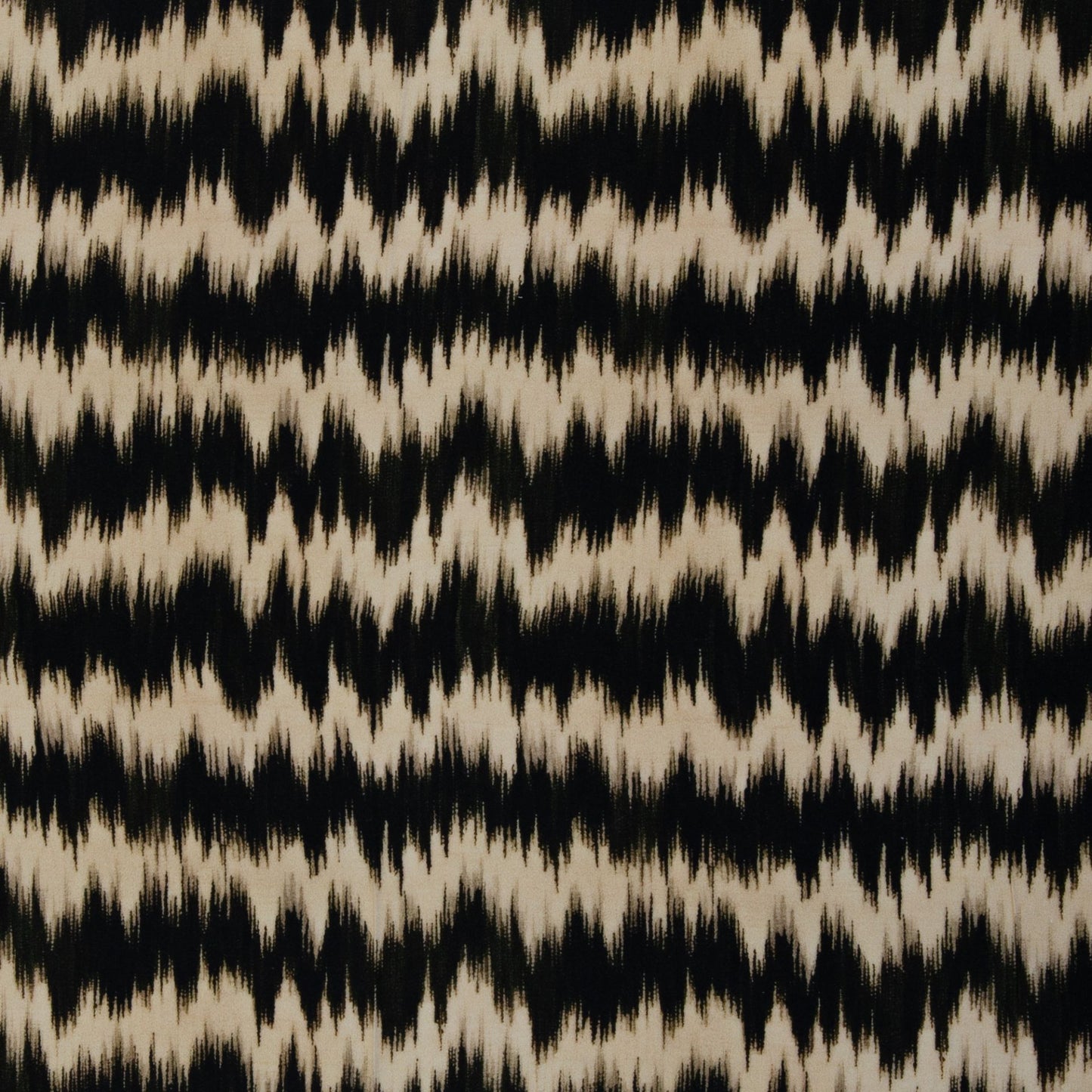 100% Viskozes audums-bēšs un melns raksts 135 g/m²