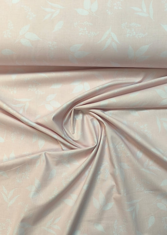 Image with 100% cotton fabric - white leaves on a pink background 125 g/m² – available at Charlotte's Fabrics