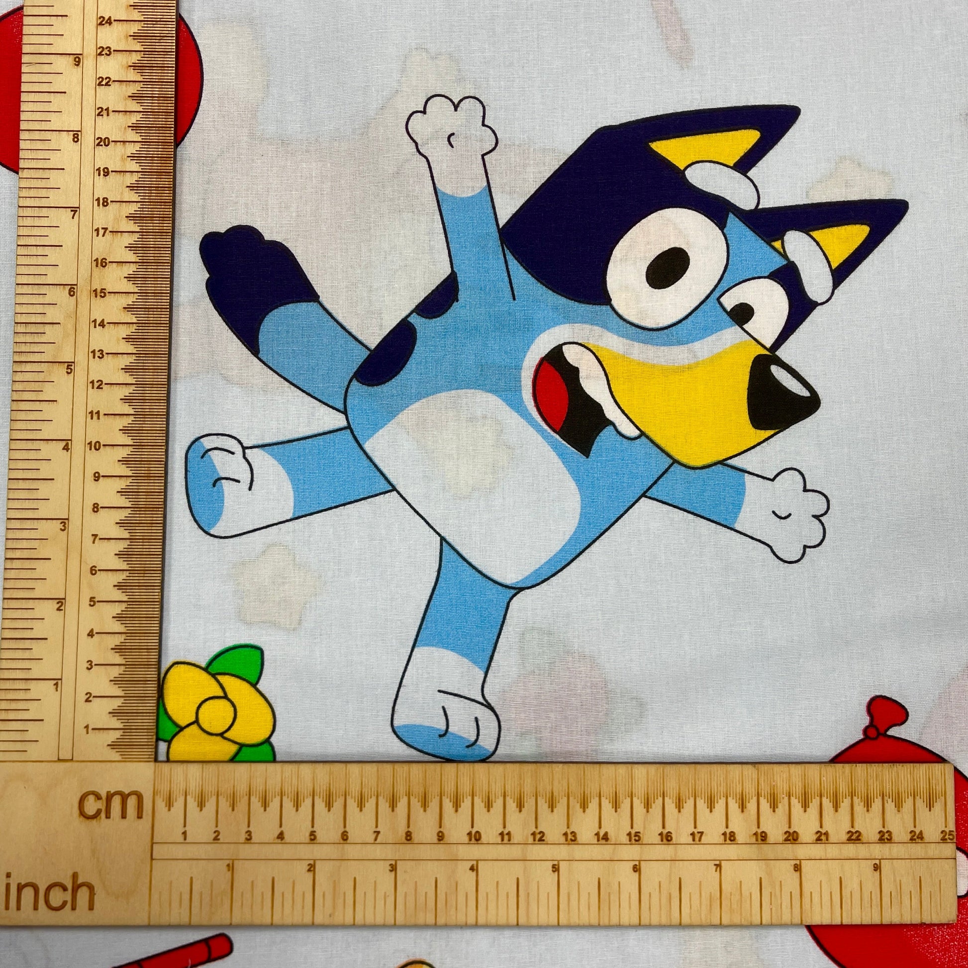 100% Cotton Fabric - Bluey 220cm 146 g/m²