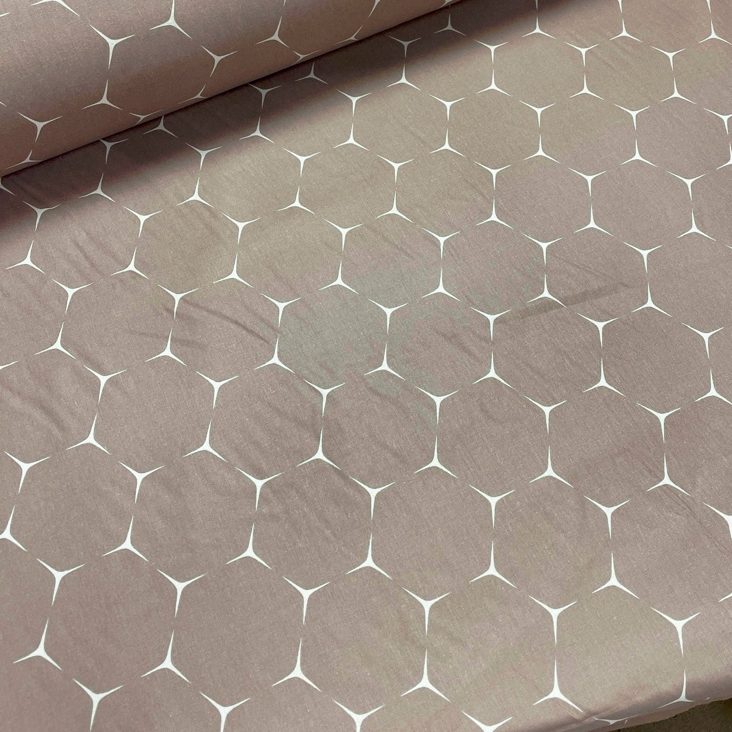 100% Cotton fabric - brown abstract pattern 220cm 146 g/m²