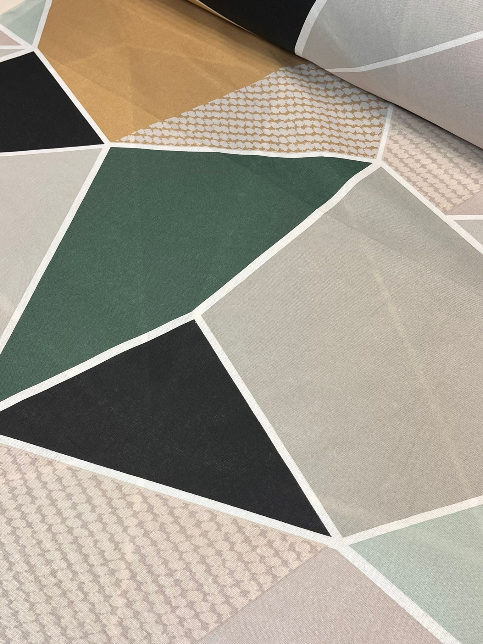 Image with 100% cotton fabric - geometric triangles 220cm 130 g/m² – available at Šarlotes audumi