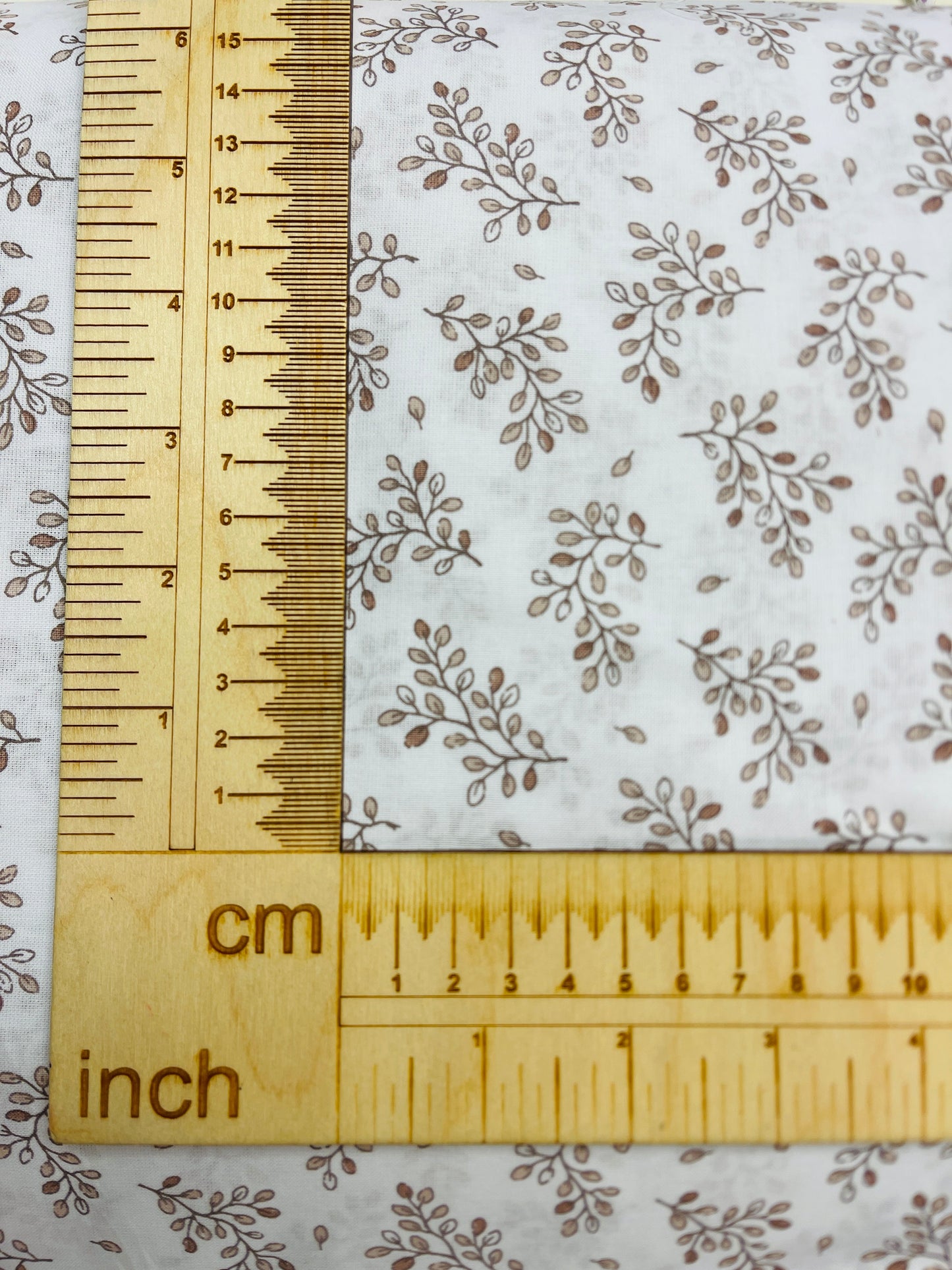100% Cotton fabric - tree branches 125 g/m²