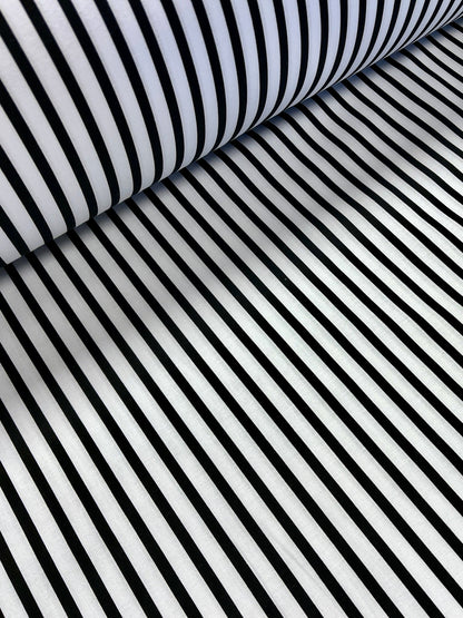 100% tkanina bawełniana - czarno-białe linie 125 g/m²