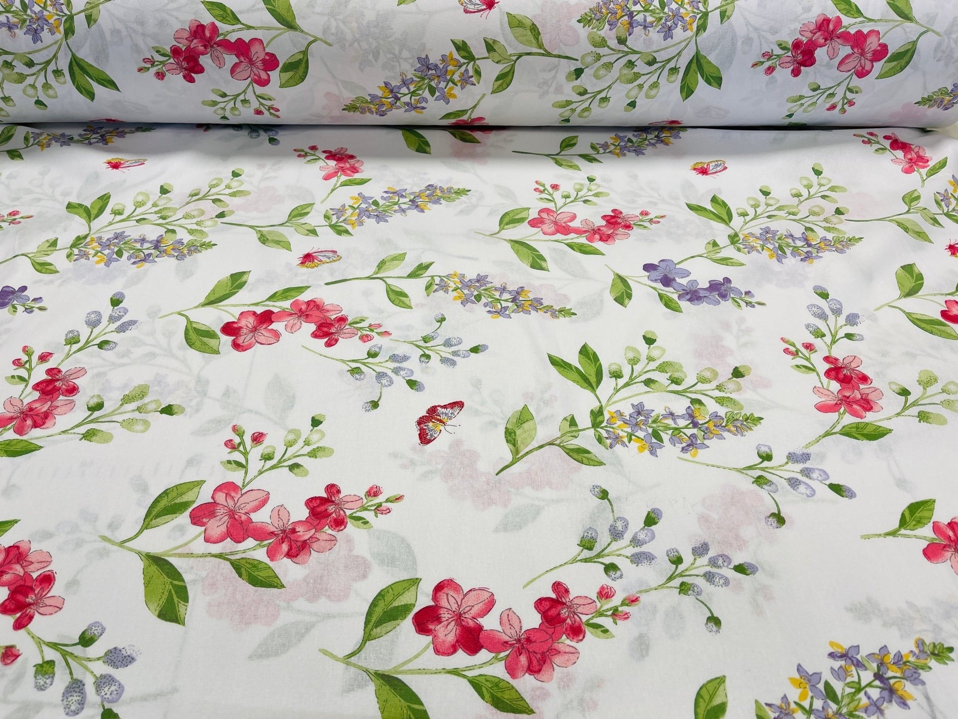 100% Cotton fabric - spring flowers 220cm 125 g/m²