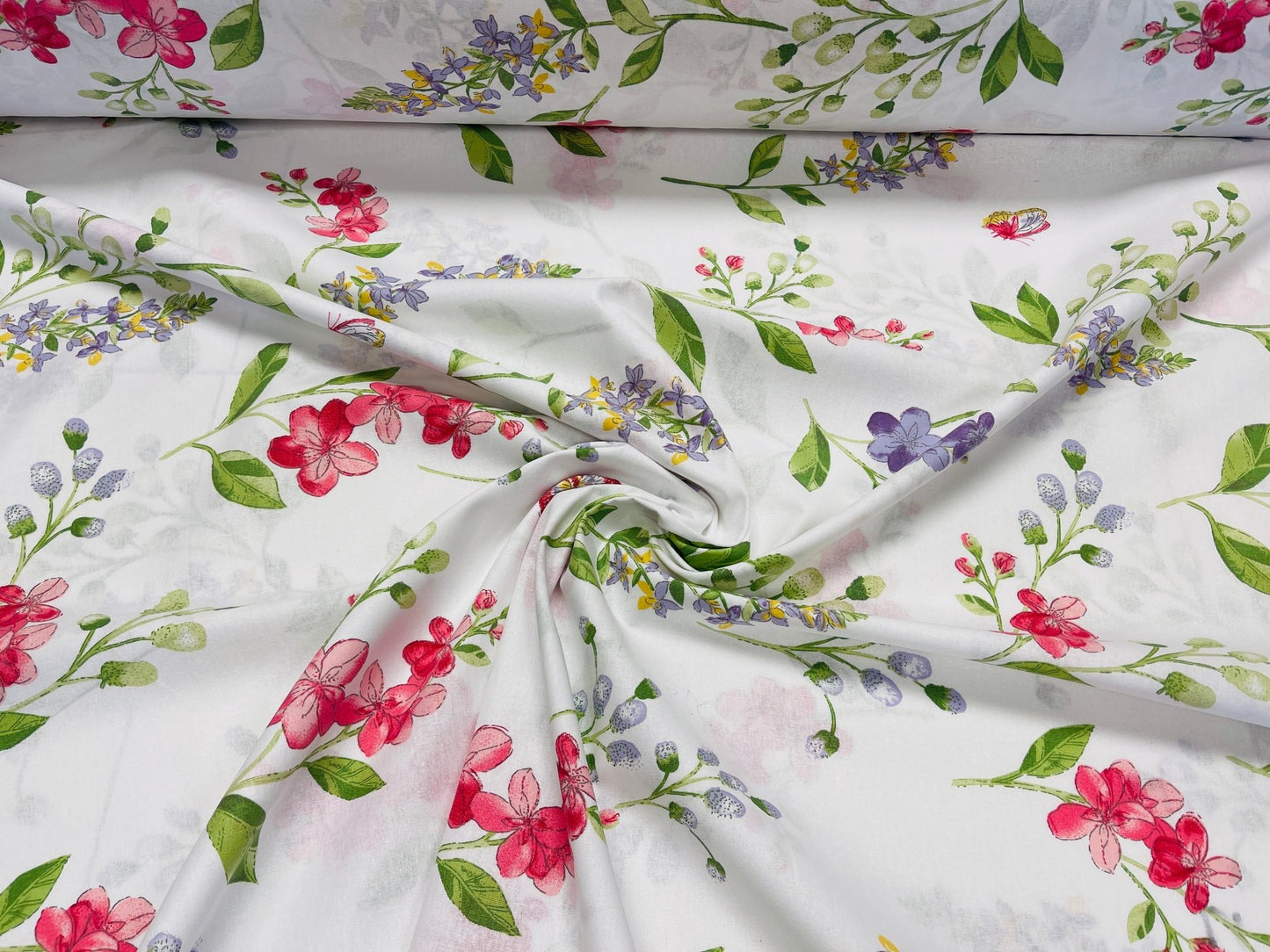 100% Cotton fabric - spring flowers 220cm 125 g/m²