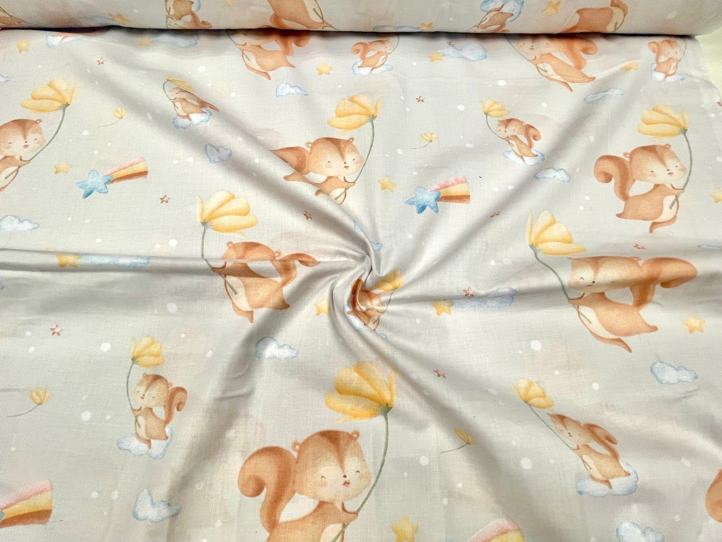 100% bawełniana tkanina w kwiaty, 130 g/m²