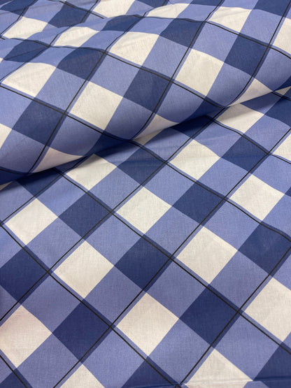 Zdjęcie 100% bawełnianej tkaniny – niebieska w kratę 125 g/m² – dostępna Šarlotes audumi