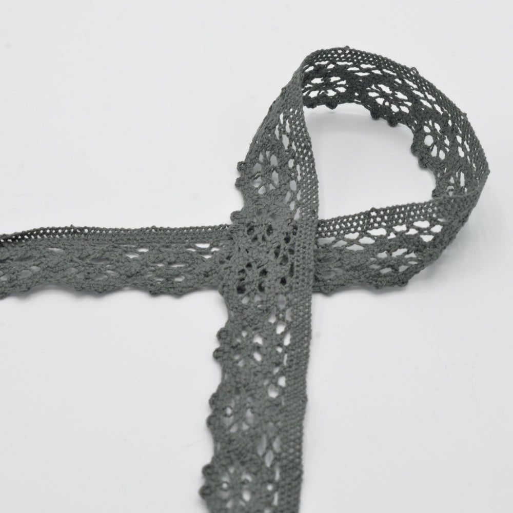 100% Cotton lace - 3 cm greenish gray