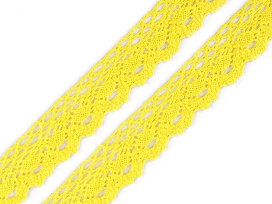 Image with 100% cotton lace|2.8 cm| yellow – available at Charlotte Fabrics