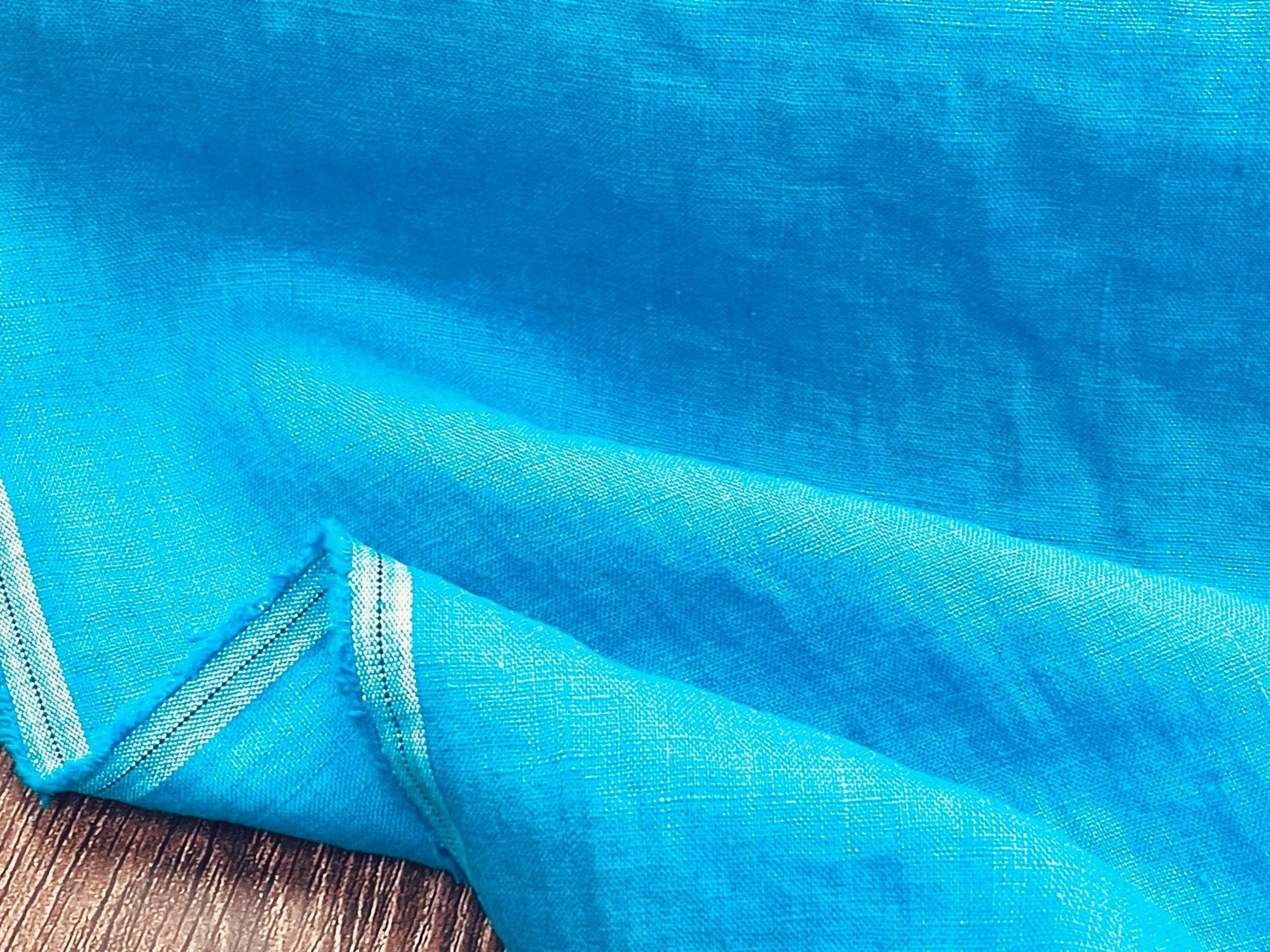 100% Softened linen, lagoon blue 205 g/m²
