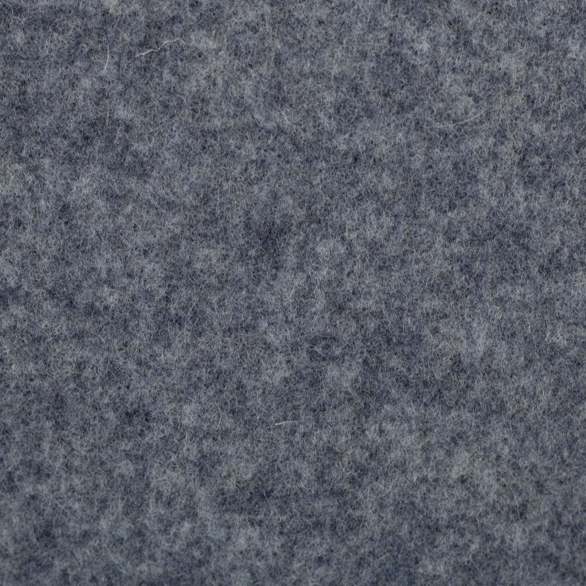 Image with 100% wool fleece - gray 385 g/m² – available at Charlotte’s Fabrics