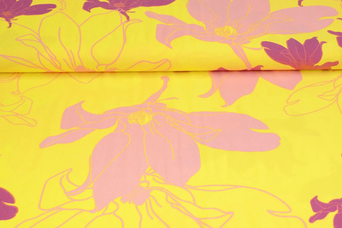 100% viscose fabric - yellow and pink flowers 105 g/m²
