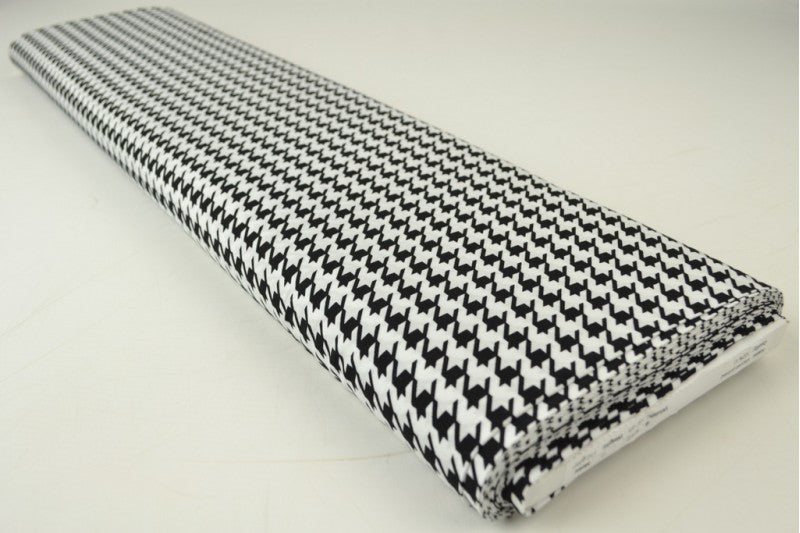 100% Viscose fabric - houndstooth pattern 100 g/m²