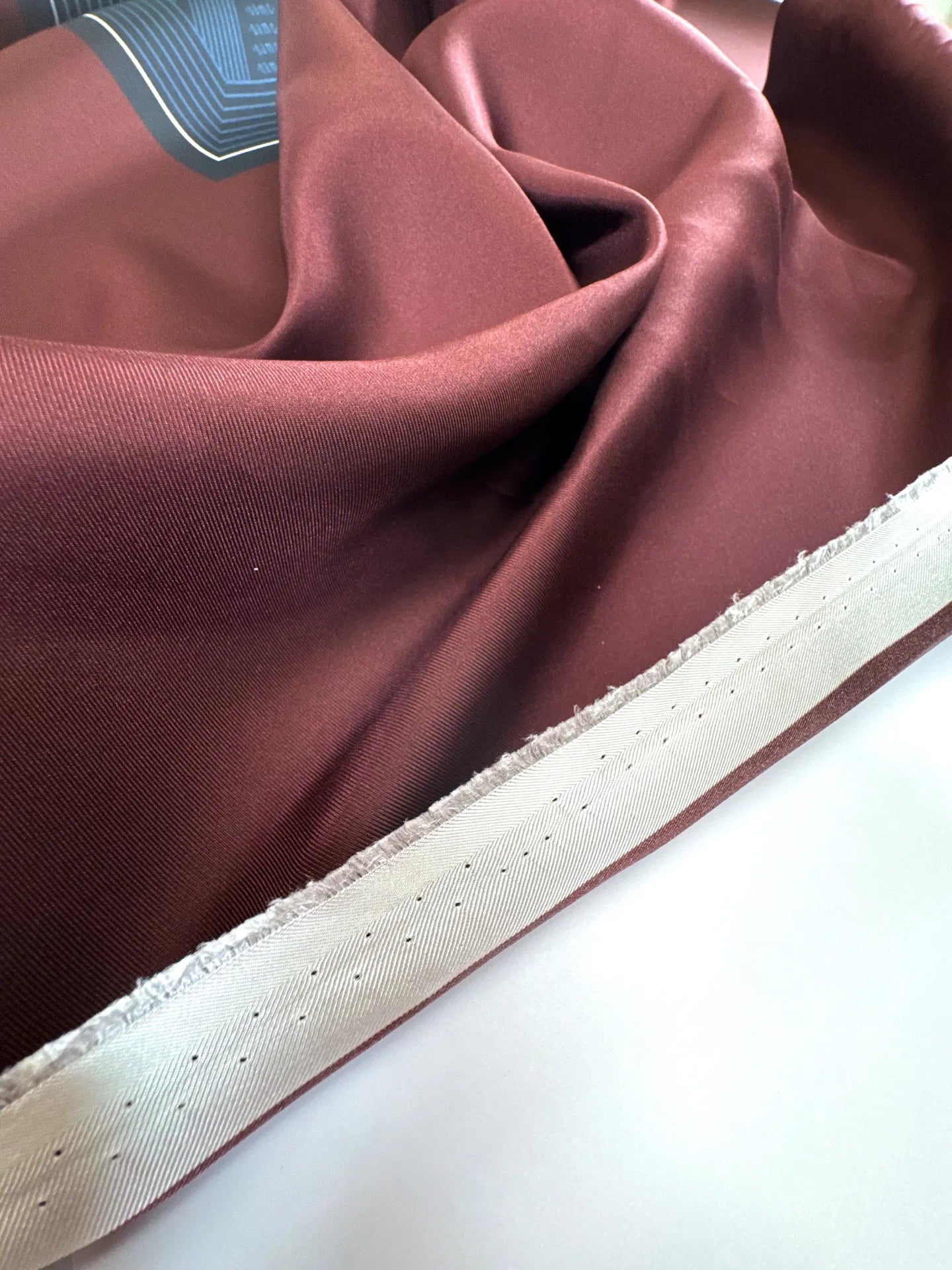 100% Silk fabric - burgundy with graphic design 80 g/m²