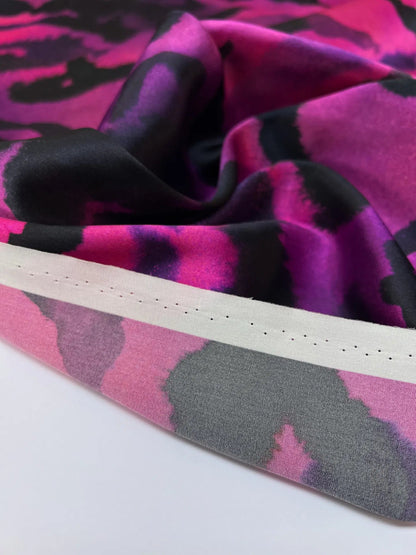 100% Silk satin - animal print on a fuchsia background 80 g/m²