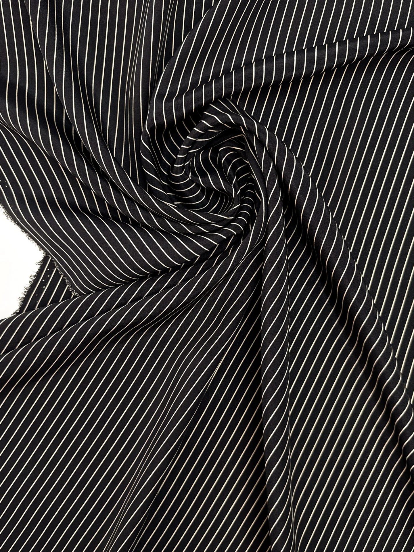 Italian 100% silk fabric with a fine black striped pattern – 80 g/m²