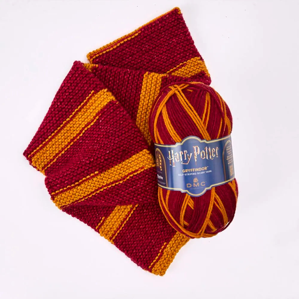 DMC Harry Potter Magic dzija 300 g / 410 m – pašsvītrojoša dzija Cūkkārpas koledžu krāsās