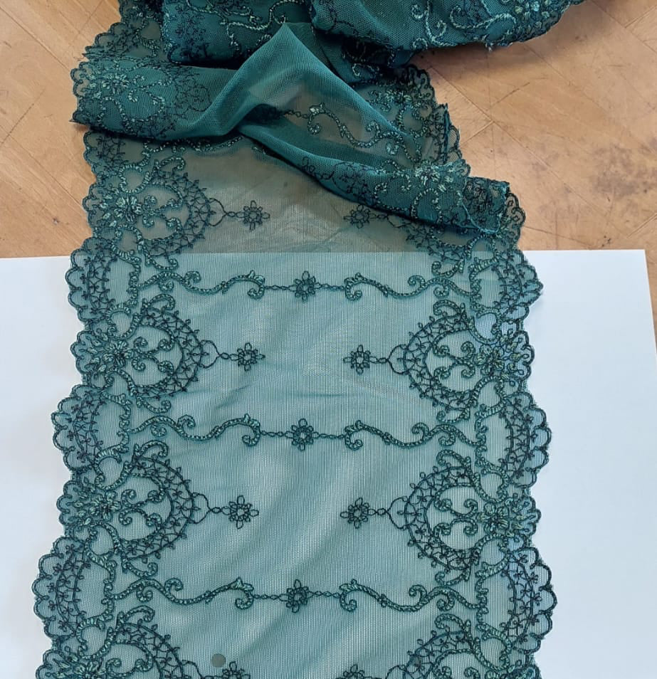 Elastīga mežģīne 20 cm-zaļa
