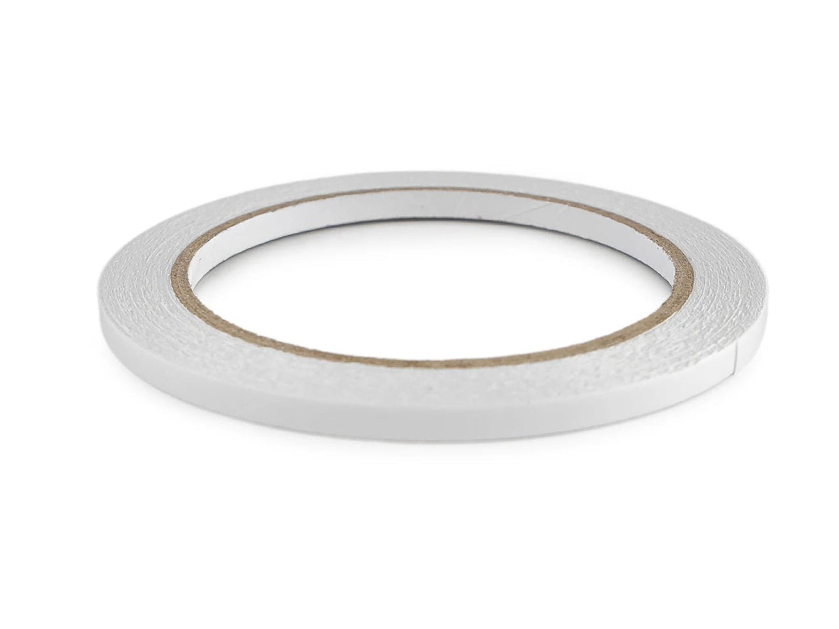 Zdjęcie dwustronnej taśmy klejącej do tkanin StyleLock – 5 mm – dostępnej online w Szarlote tkaniny