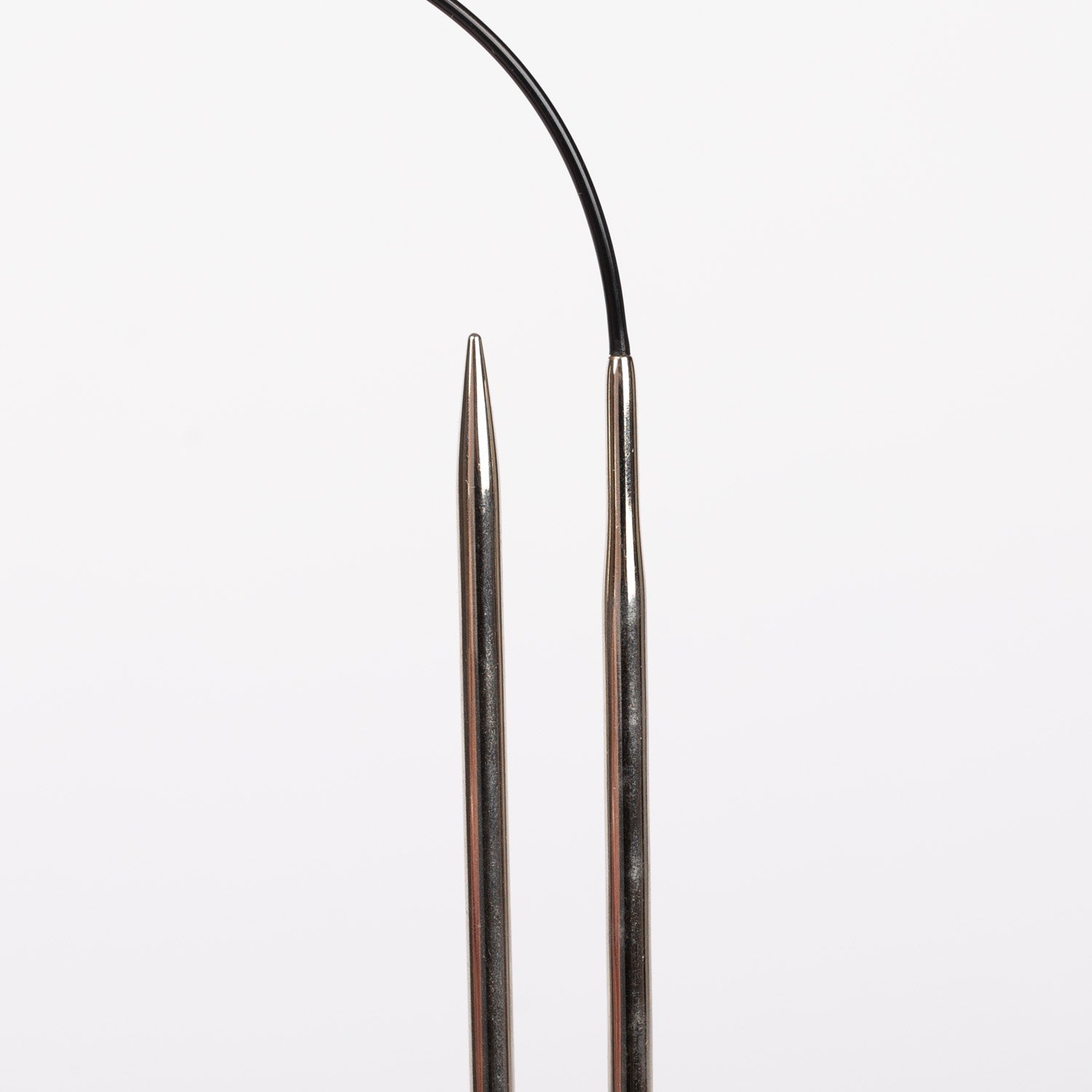alt
Image of DROPS brass circular knitting needles, 80 cm | 2.0 mm – 10.0 mm – available at Charlotte's Fabrics