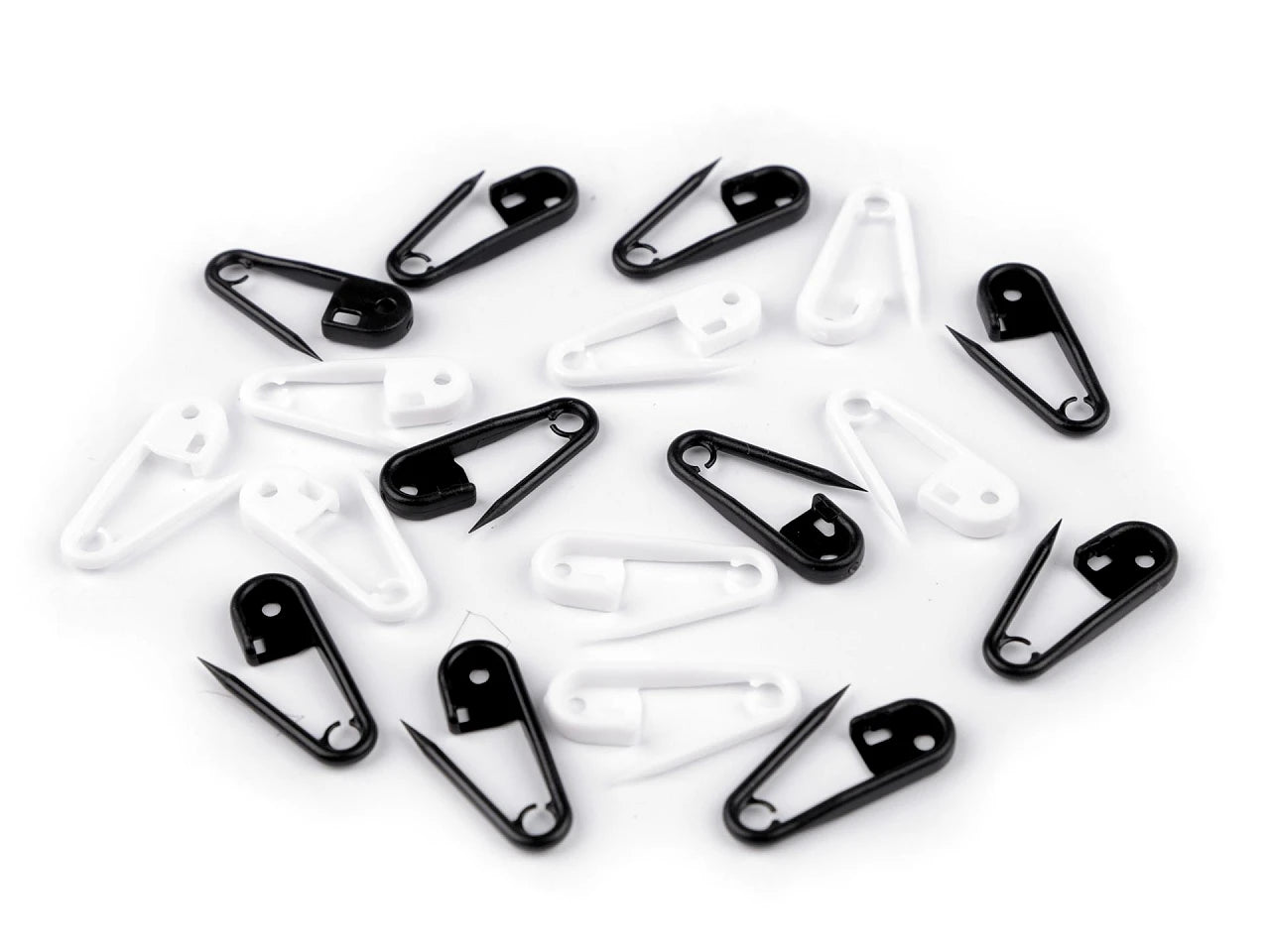 Image with knitting markers in black and white - 20 pcs in a set – available at Šarlotes audumi