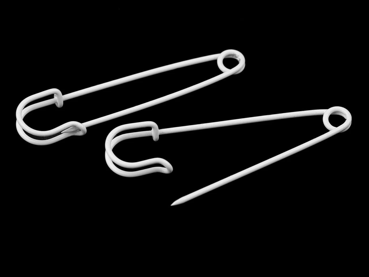 Image with knitting stitch holders / yarn safety pins | 70 mm 2 pcs – available at Charlotte's Fabrics