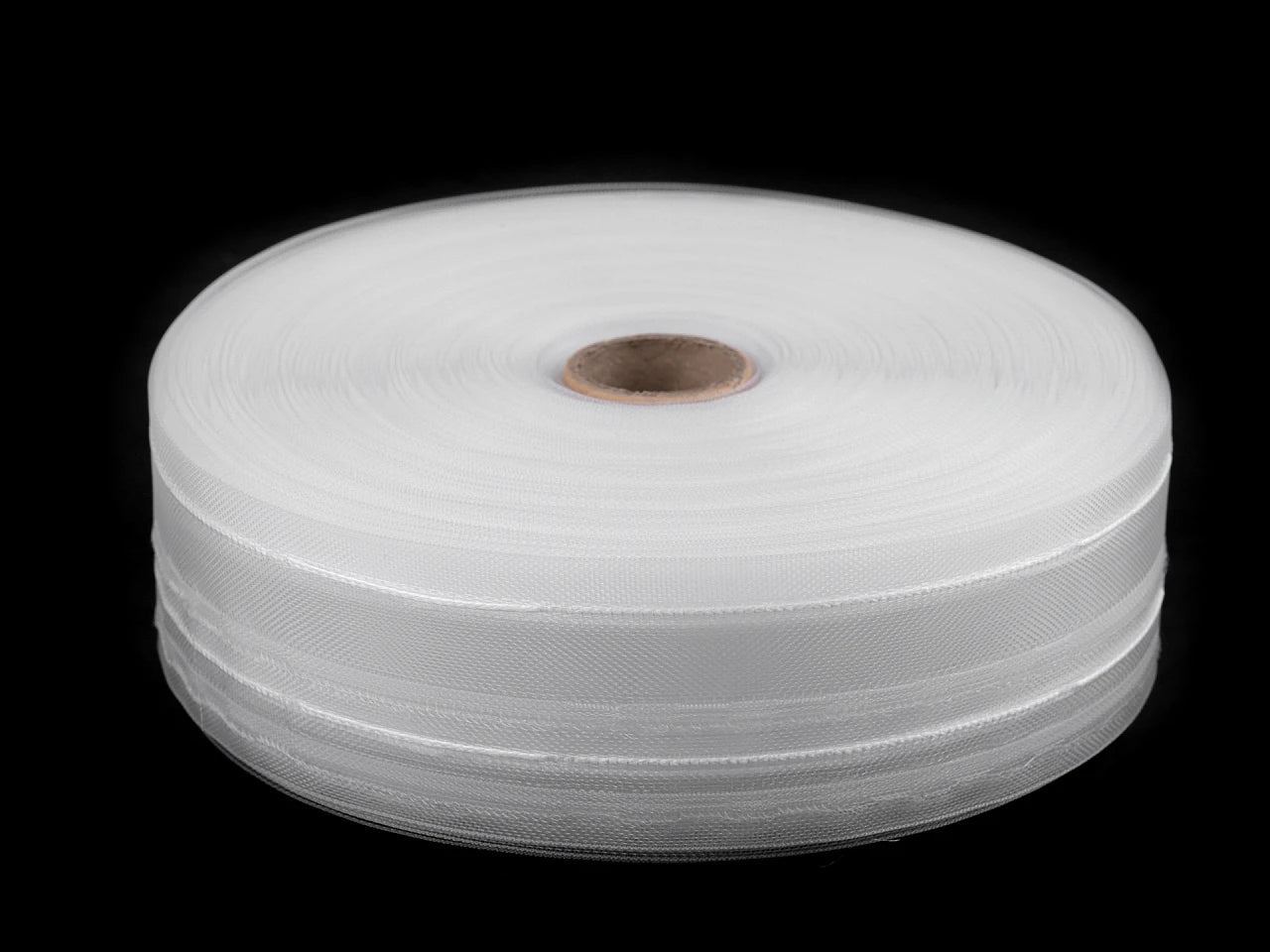 Image with curtain tape with one pleat 50 mm – available at Šarlotes audumi