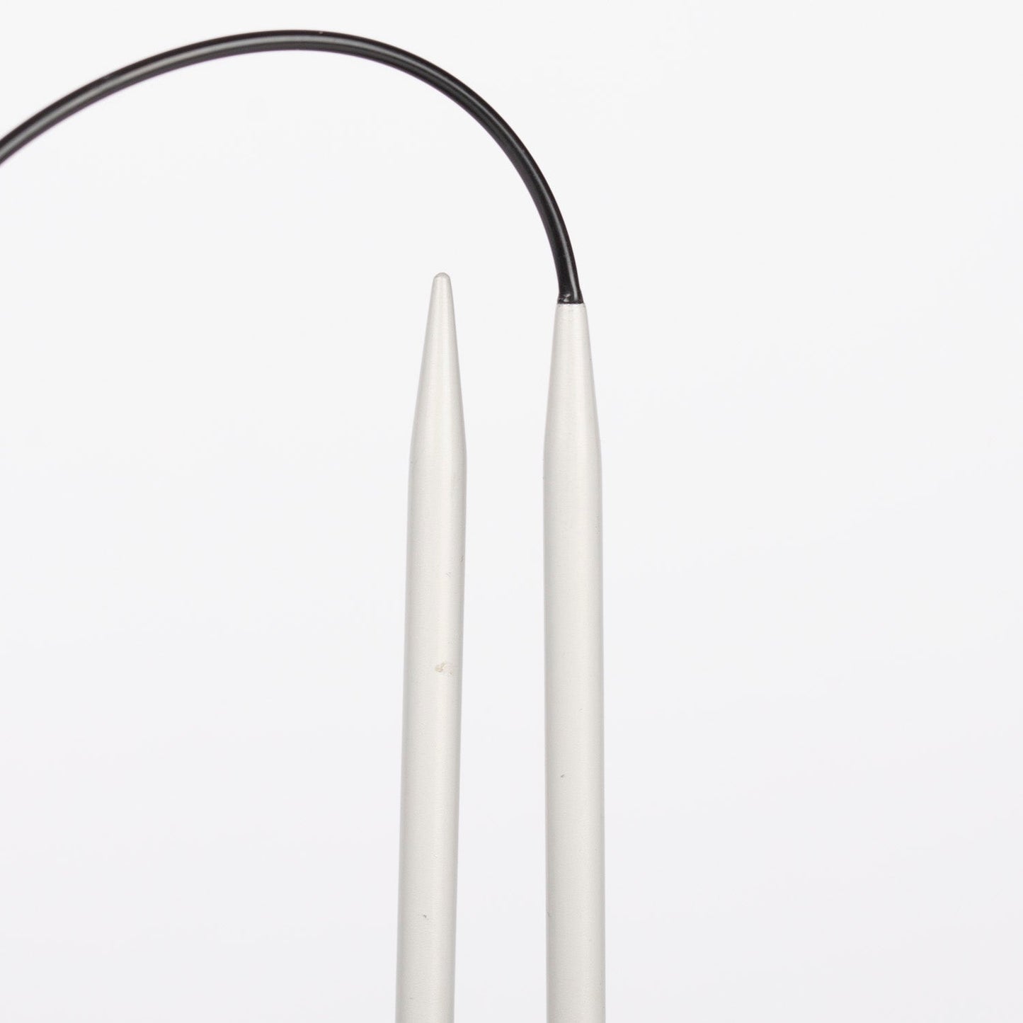alt
Image of circular knitting needles DROPS 40 cm| size 2.0 mm – 5.0 mm – available at Charlotte's Fabrics