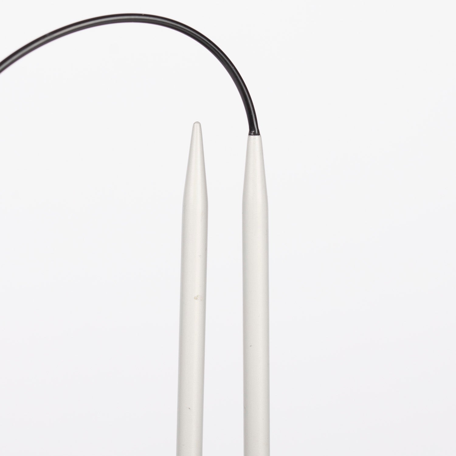 alt
Image of circular knitting needles DROPS 40 cm| size 2.0 mm – 5.0 mm – available at Charlotte's Fabrics