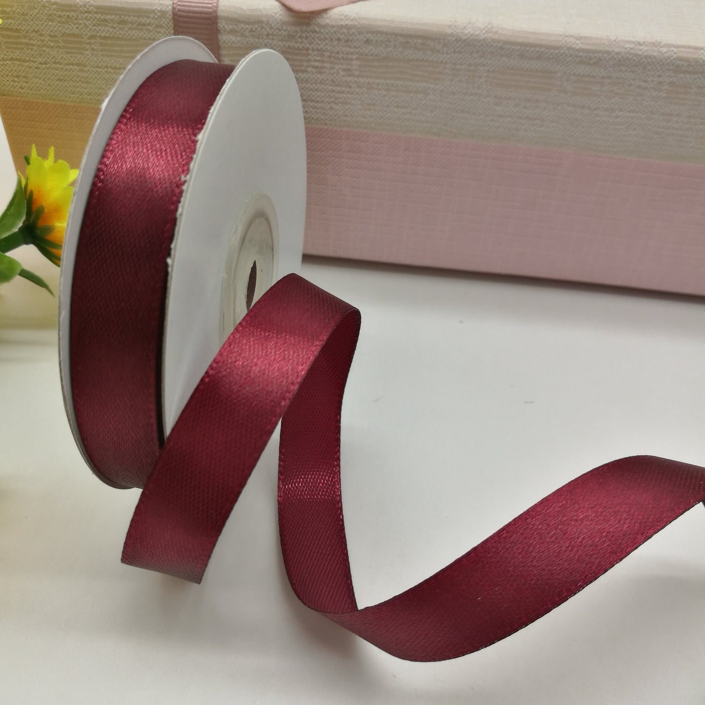 Burgundy satin ribbon 32 mm (25 m pack)