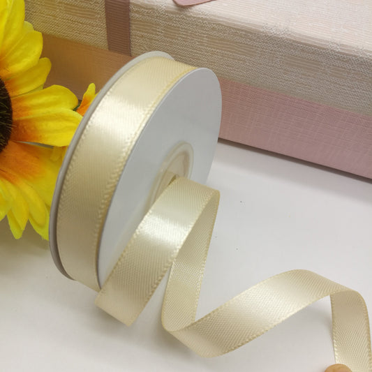 Satin ribbon - cream-colored 25 mm (25 m pack)