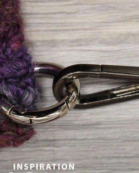 Key ring Ø25 mm | Metal spring carabiner | assorted colors