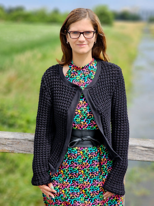 txt
Image of thick 100% cotton knit - black 615 g/m² – available at Šarlotes audumi