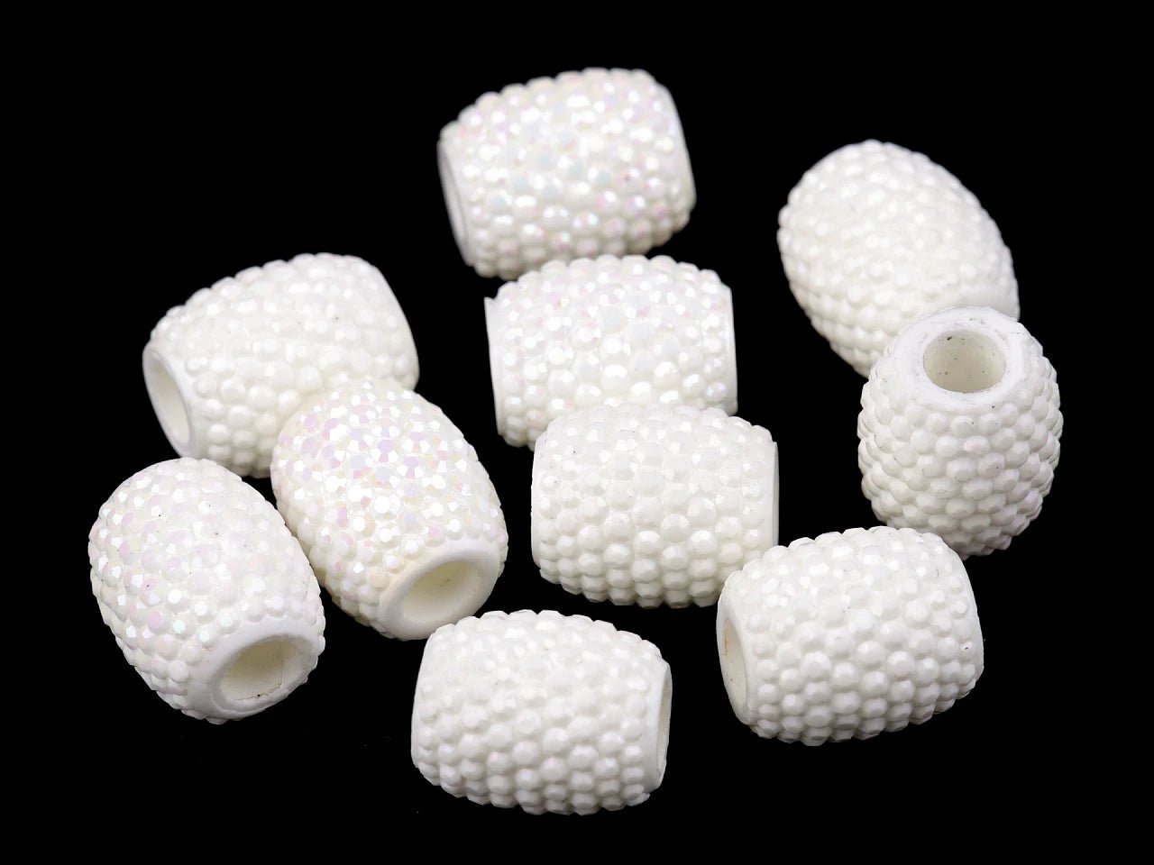 alt
Image of decorative shiny beads with a large hole 13×15 mm – available at Šarlotes audumi