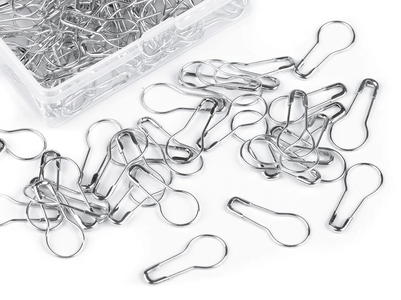 Image of safety pins in a box, 22 mm (approx. 150 pcs) – available at Šarlotes audumi
