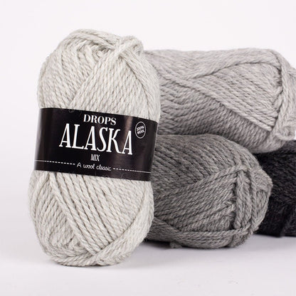 Image with DROPS Alaska yarn - 50 g / 70 m – available at Šarlotes audumi