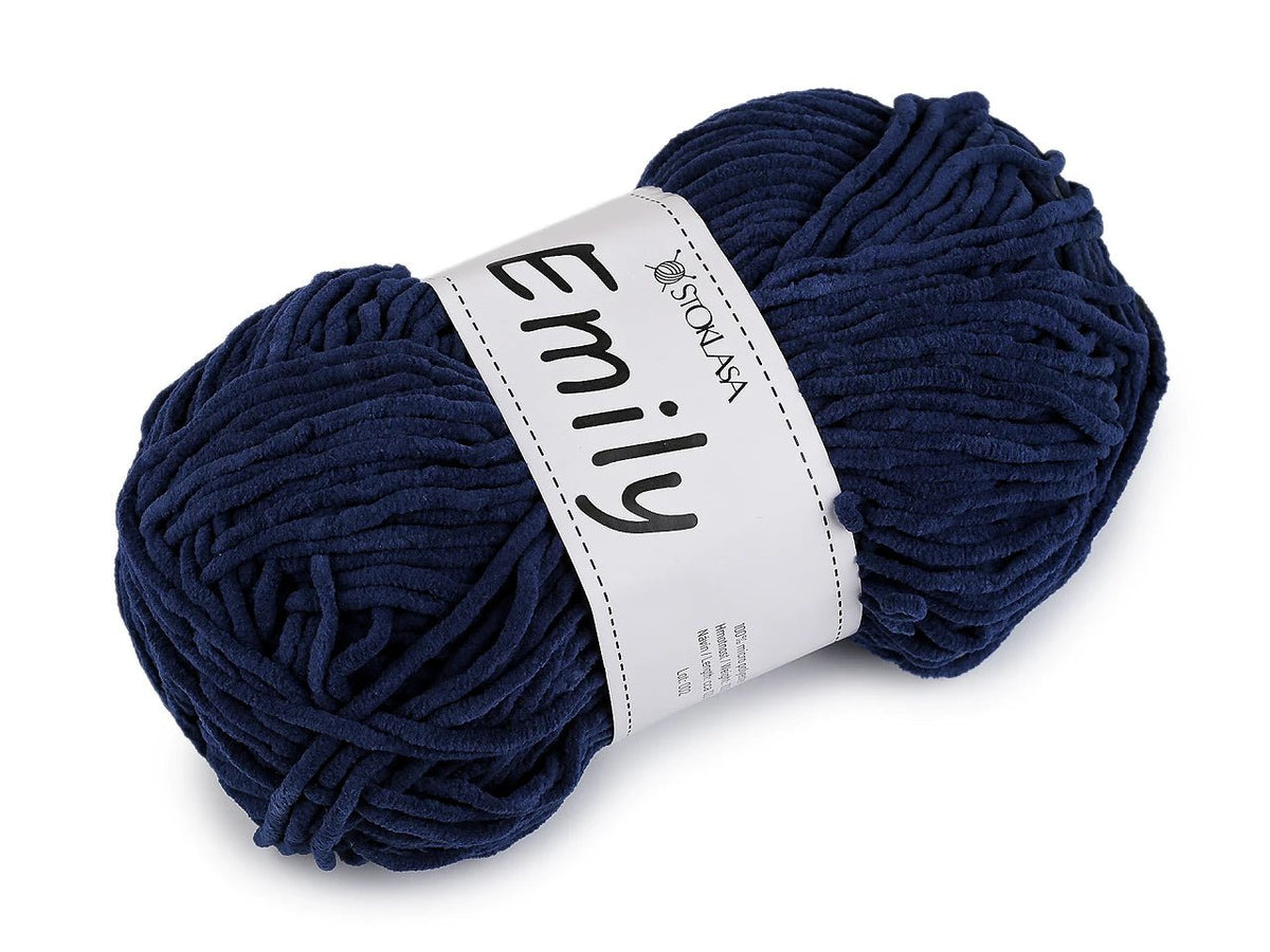 Image with Dzijas Emily - plush yarn - 100g / 120 m – available at Charlotte's fabrics