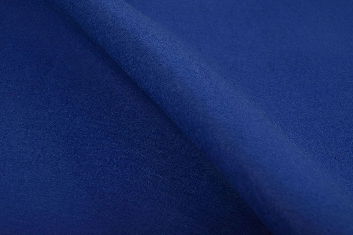 Felt fabric in rolls, soft, 1 mm - royal blue 220 g/m²