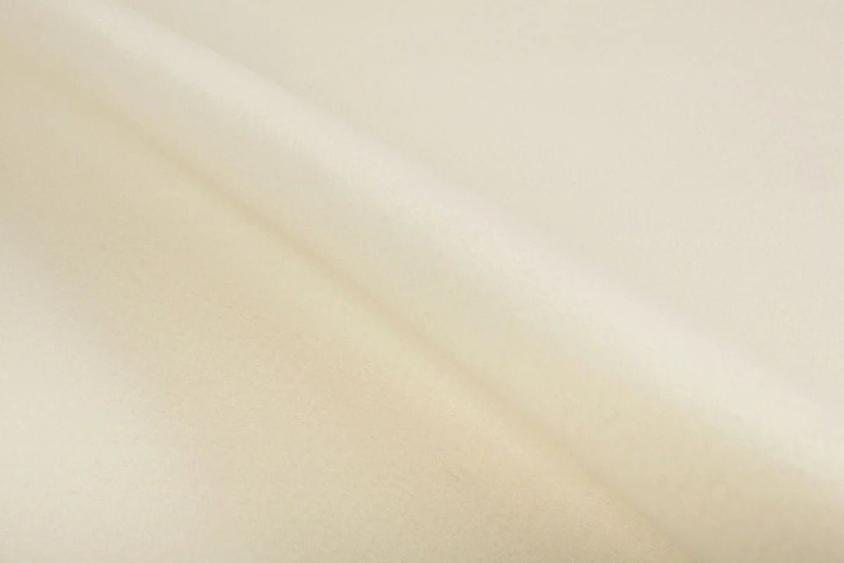 Felt fabric in rolls, soft, 1 mm - vanilla 220 g/m²