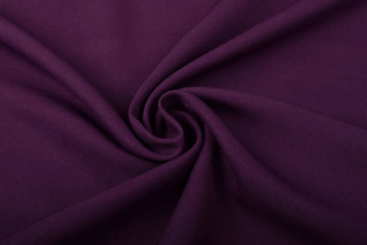Attēls ar Gabardīns-tumši lillā 180 g/m² – pieejams Šarlotes audumi